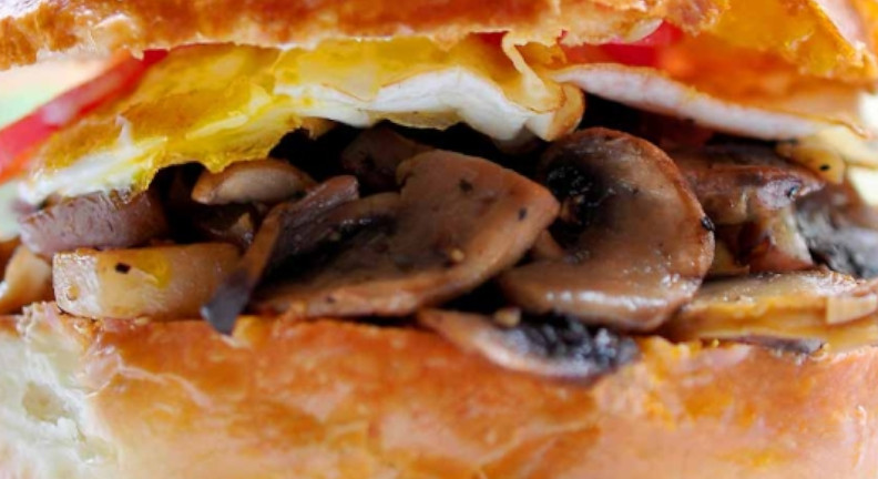 Egg Sandwich with Mushroom Hash Egg Sandwich with Mushroom Hash